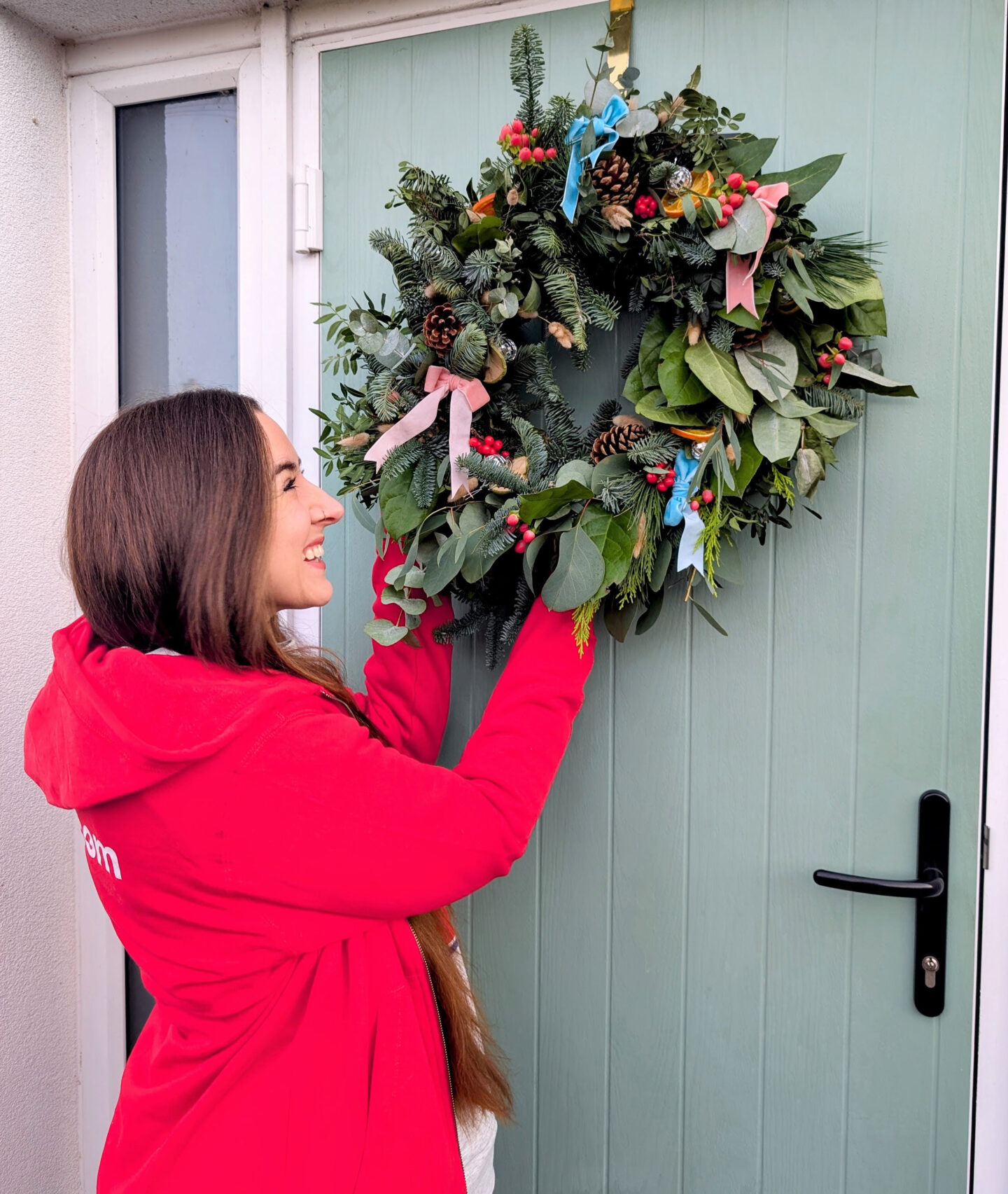 A Festive Apres-Ski Event with Jet2 – Wreath Making, Vegan Treats, and Winter Inspiration 8